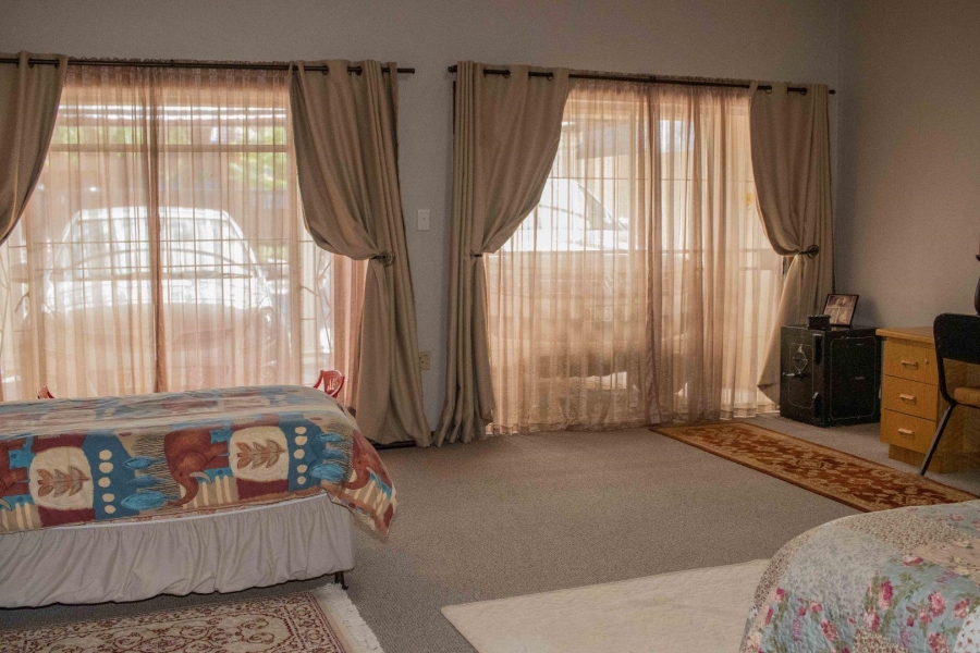 3 Bedroom Property for Sale in Heilbron Free State